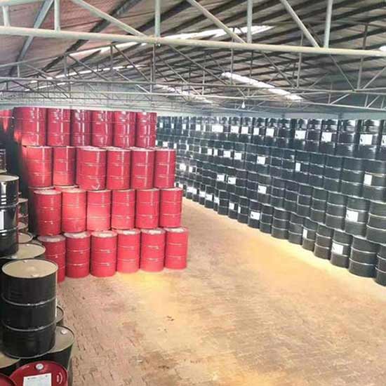 B1級聚氨酯發(fā)泡機(jī)(圖2) B1級聚氨酯