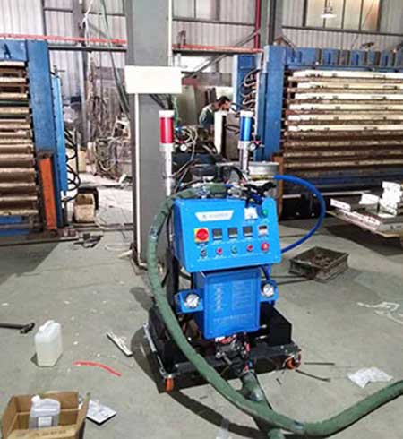 防盜門夾層填充聚氨酯(圖1) 防盜門夾層填充聚氨酯案例