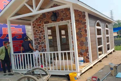 輕鋼房屋龍骨全水聚氨酯保溫噴涂(圖5) 輕鋼房屋龍骨全水聚氨酯保溫噴涂(圖5)